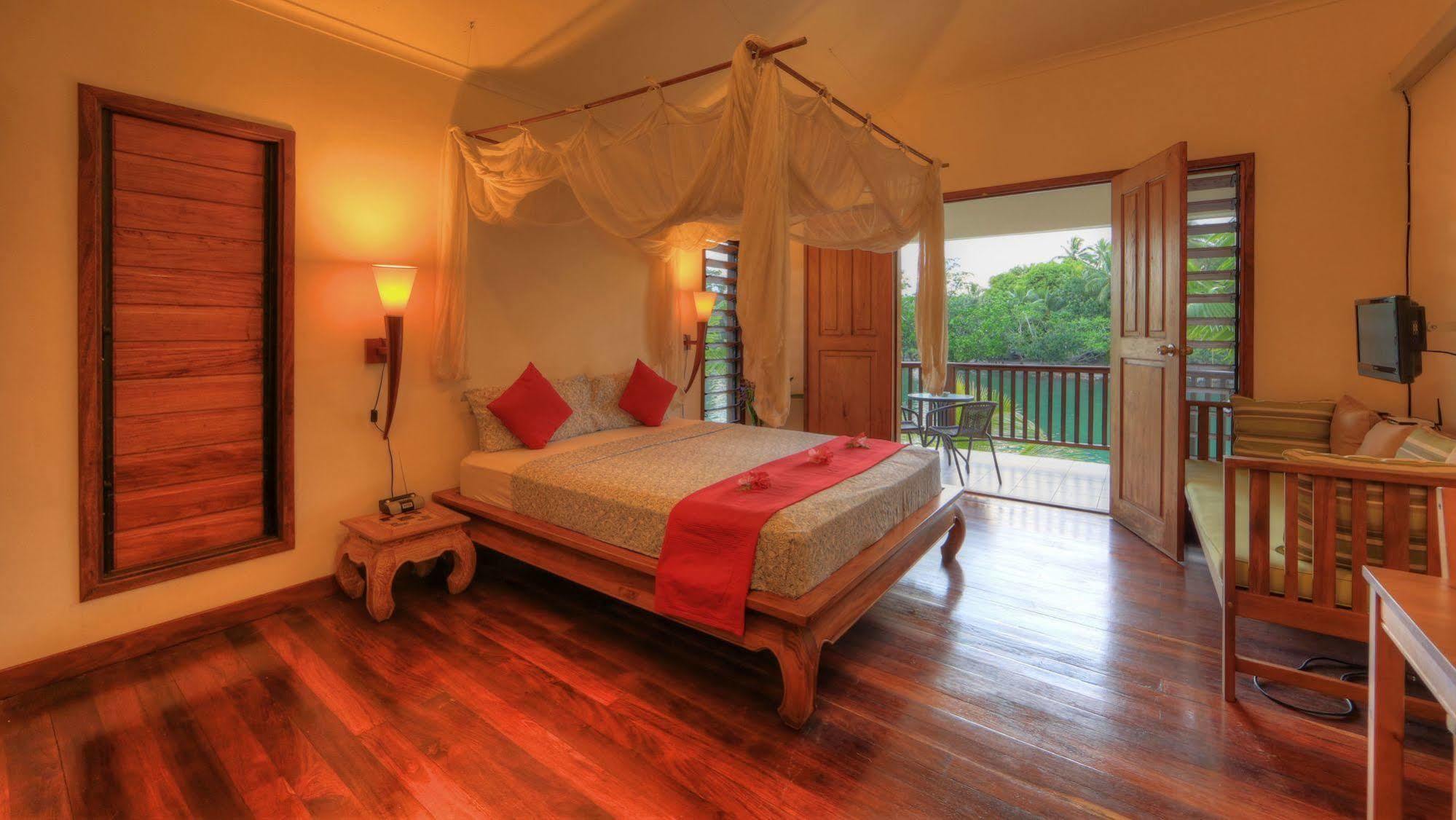 Tropicana Lagoon Apartments Port Vila Ngoại thất bức ảnh